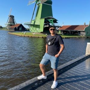 Meet your Posher, Suman